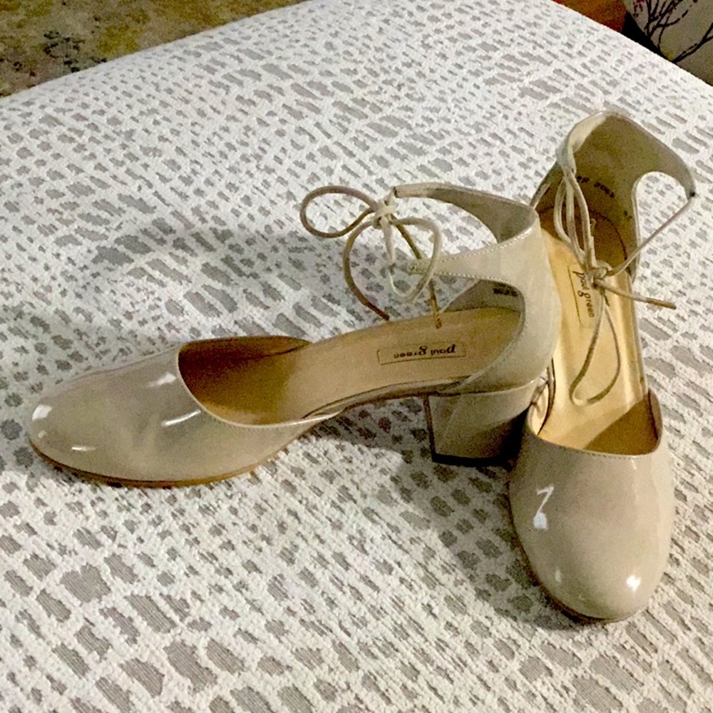 Paul Green ankle tie block heel